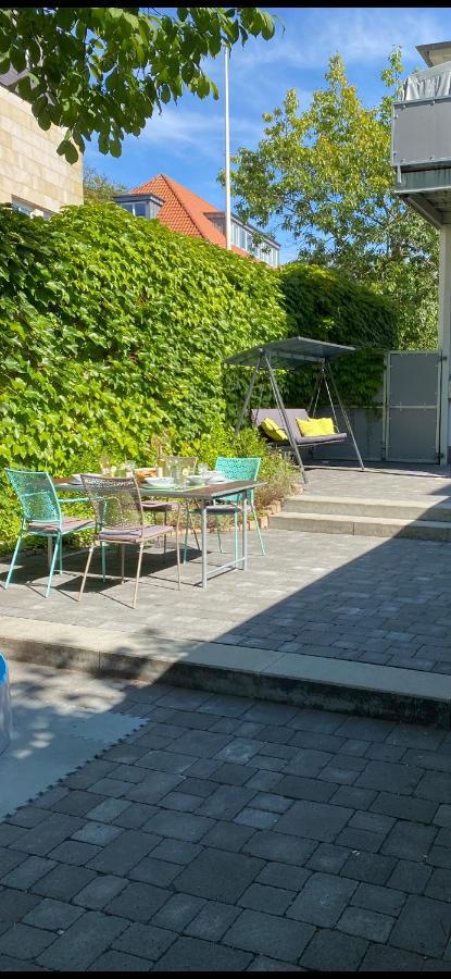 Am Kleinen Muehlenteich - Zentrale Ruhige Lage Mit Parkplatz Und Fahrraedern Apartment Flensburg Ngoại thất bức ảnh